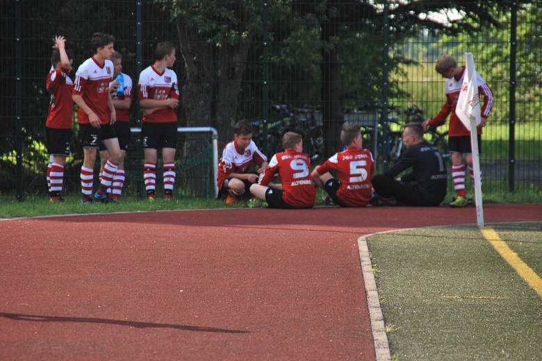 780x520Abschiedsspiel Dustin 22.6 (90).JPG